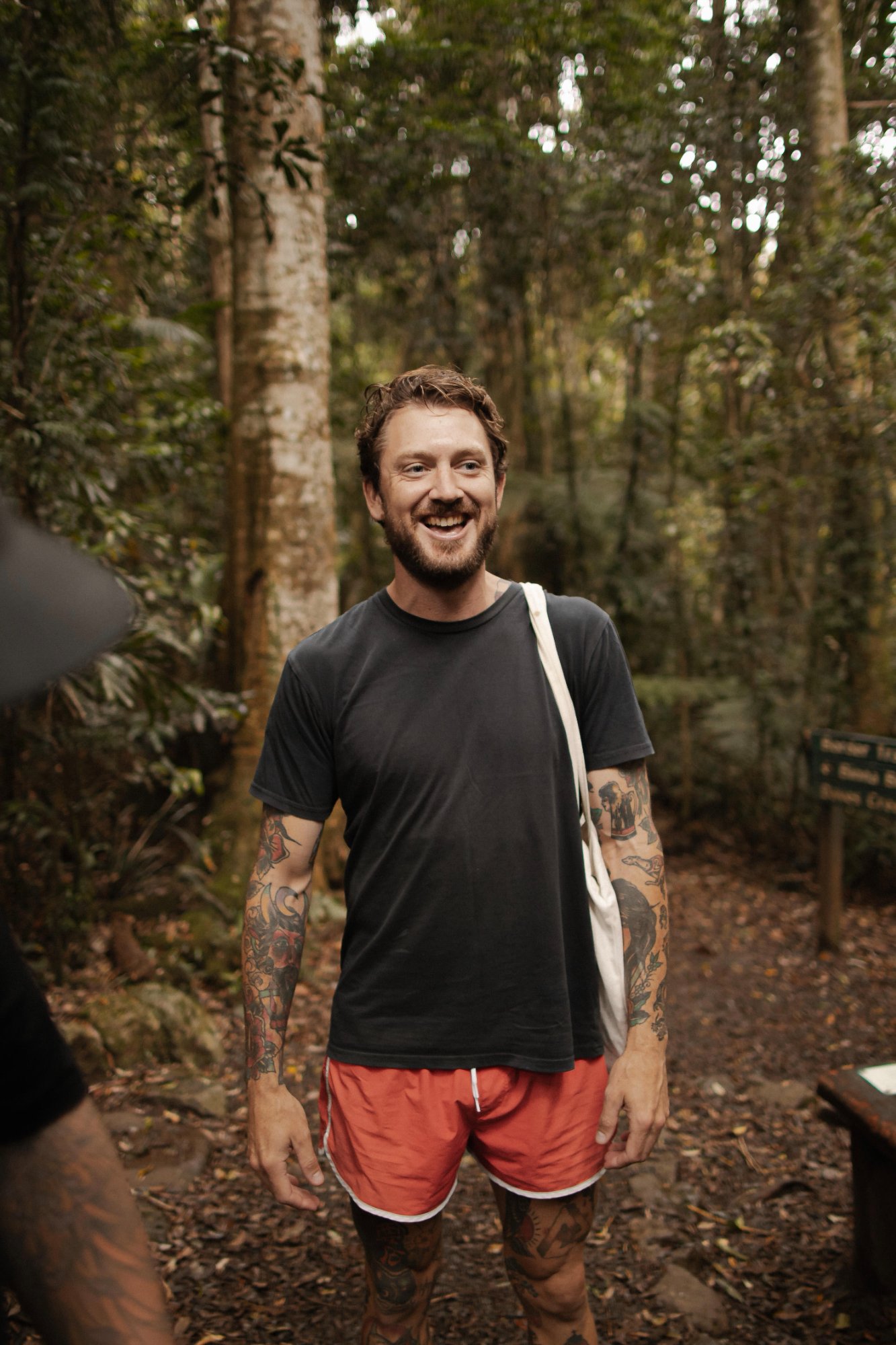 Tinder and Hinge profile photos Gold Coast